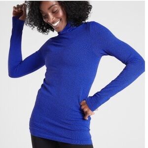Athleta Flurry Peak Turtleneck Small